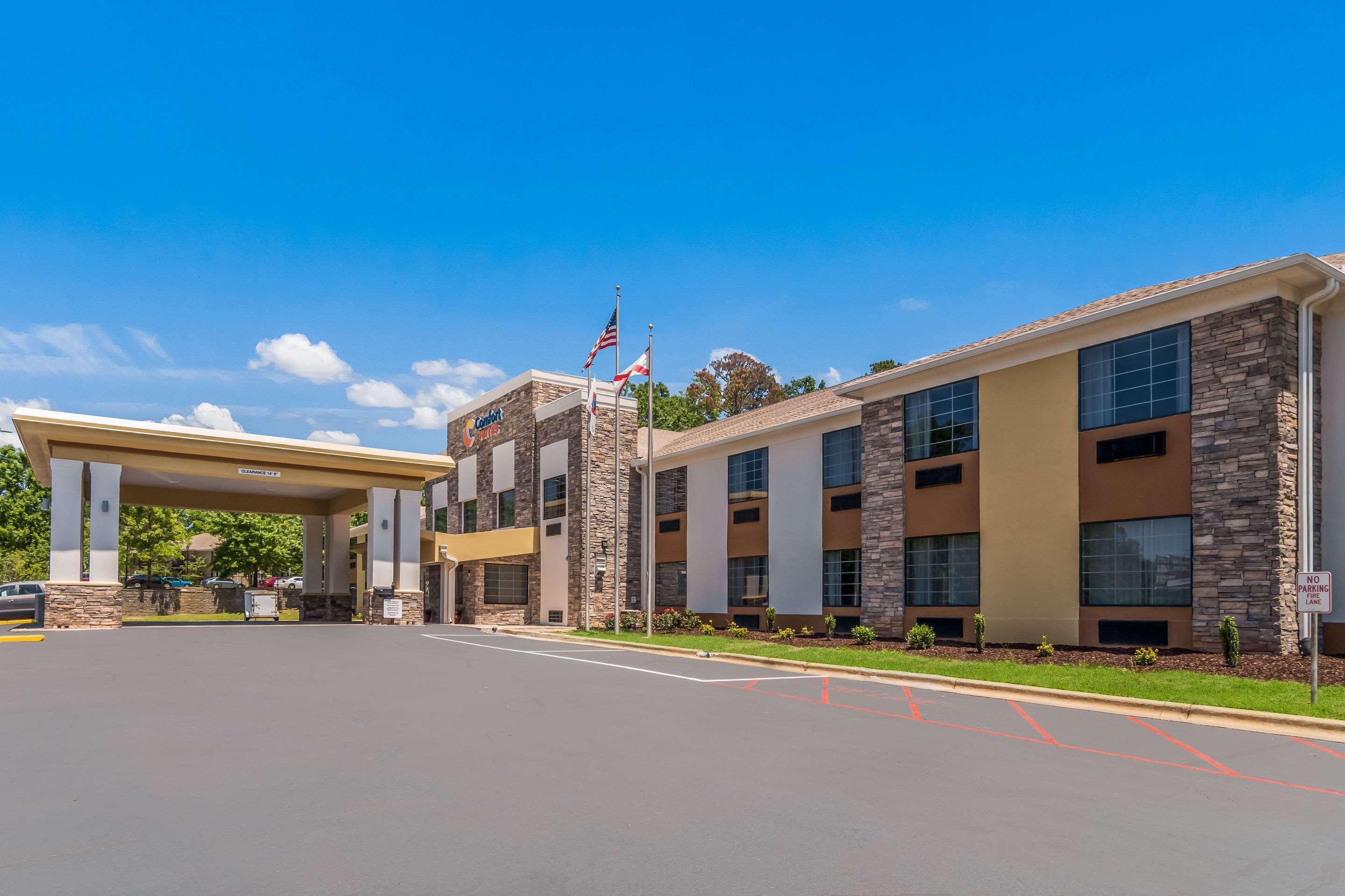 יופאלה Comfort Suites מראה חיצוני תמונה
