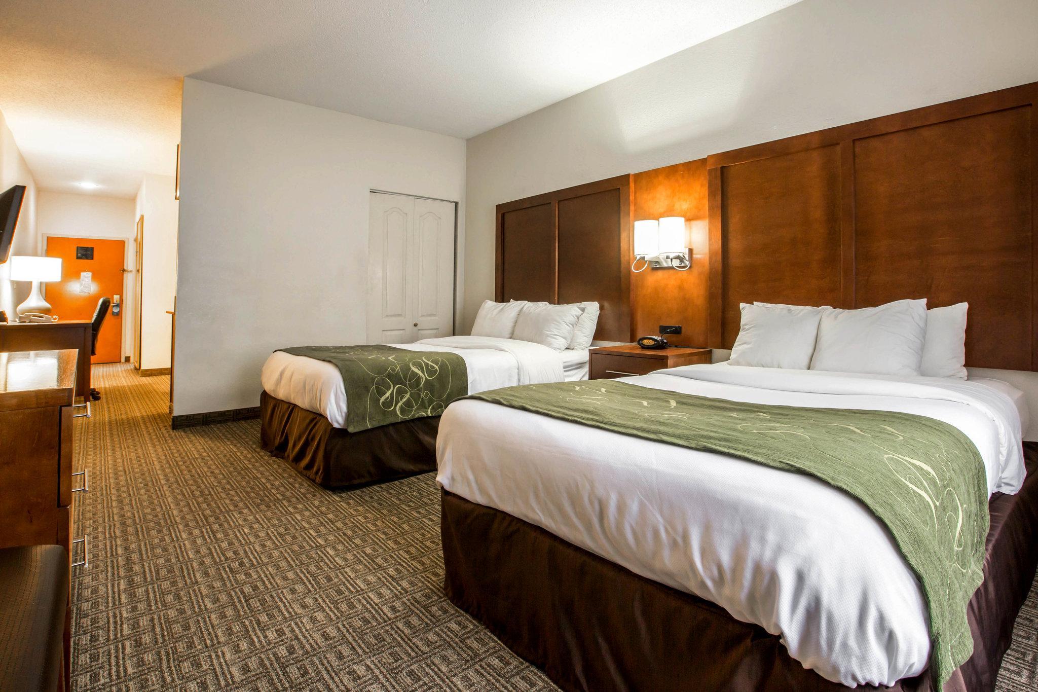 יופאלה Comfort Suites מראה חיצוני תמונה