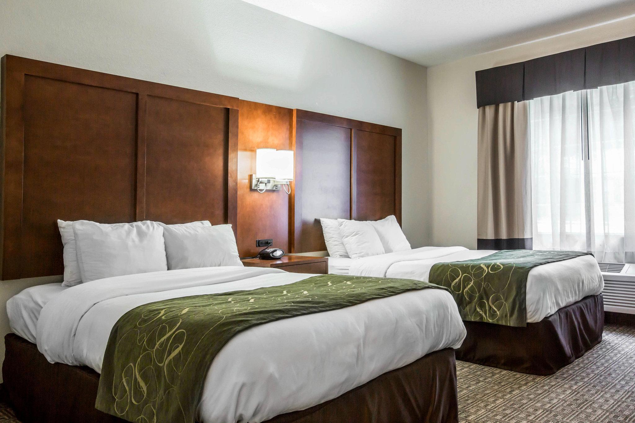 יופאלה Comfort Suites מראה חיצוני תמונה
