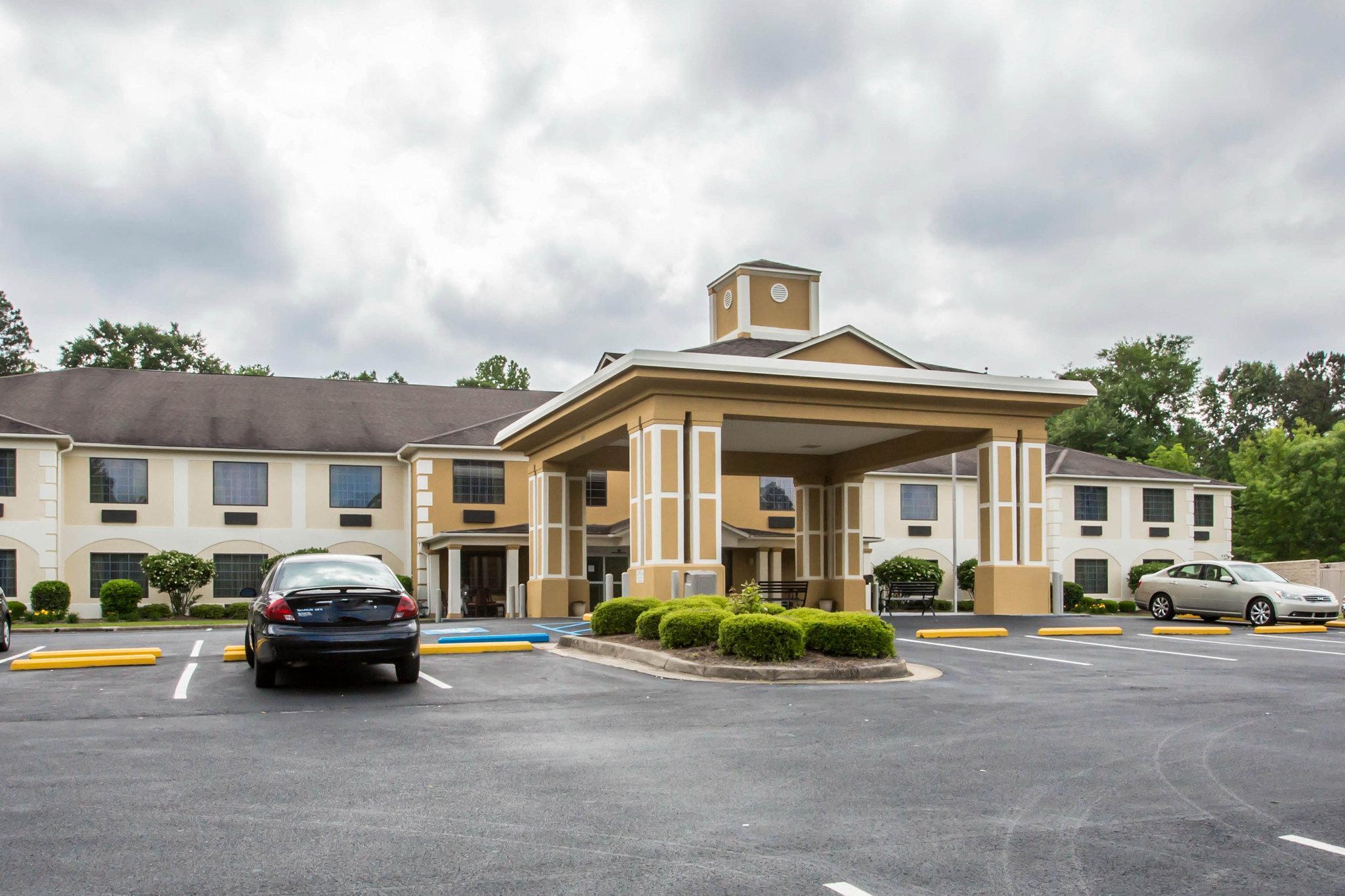 יופאלה Comfort Suites מראה חיצוני תמונה